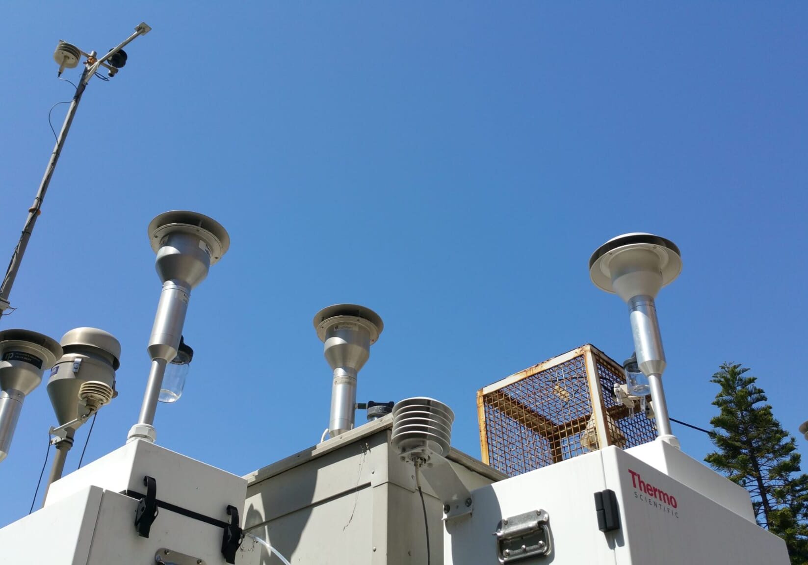 Air quality monitoring station