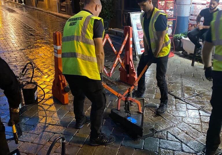 Pest control town drains2